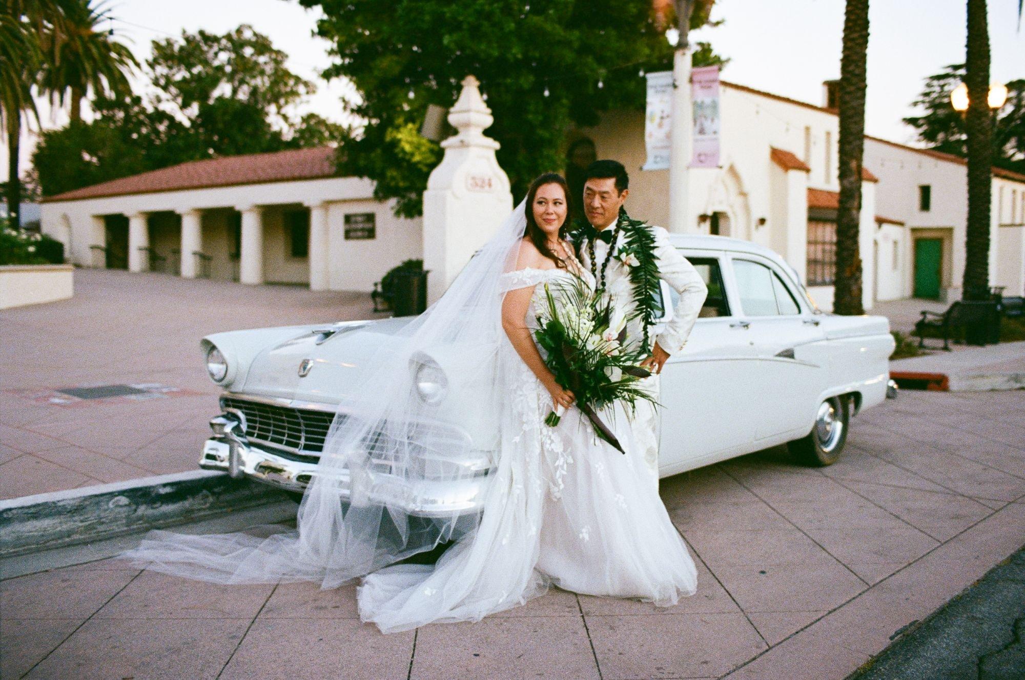 carousel-hero-element image-0